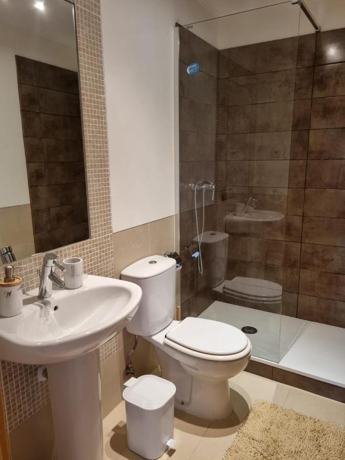 Conceição Marinho - 2 Bedroom 2 Bathroom Ground Floor Apartment With Communal Pool And Gardens מראה חיצוני תמונה
