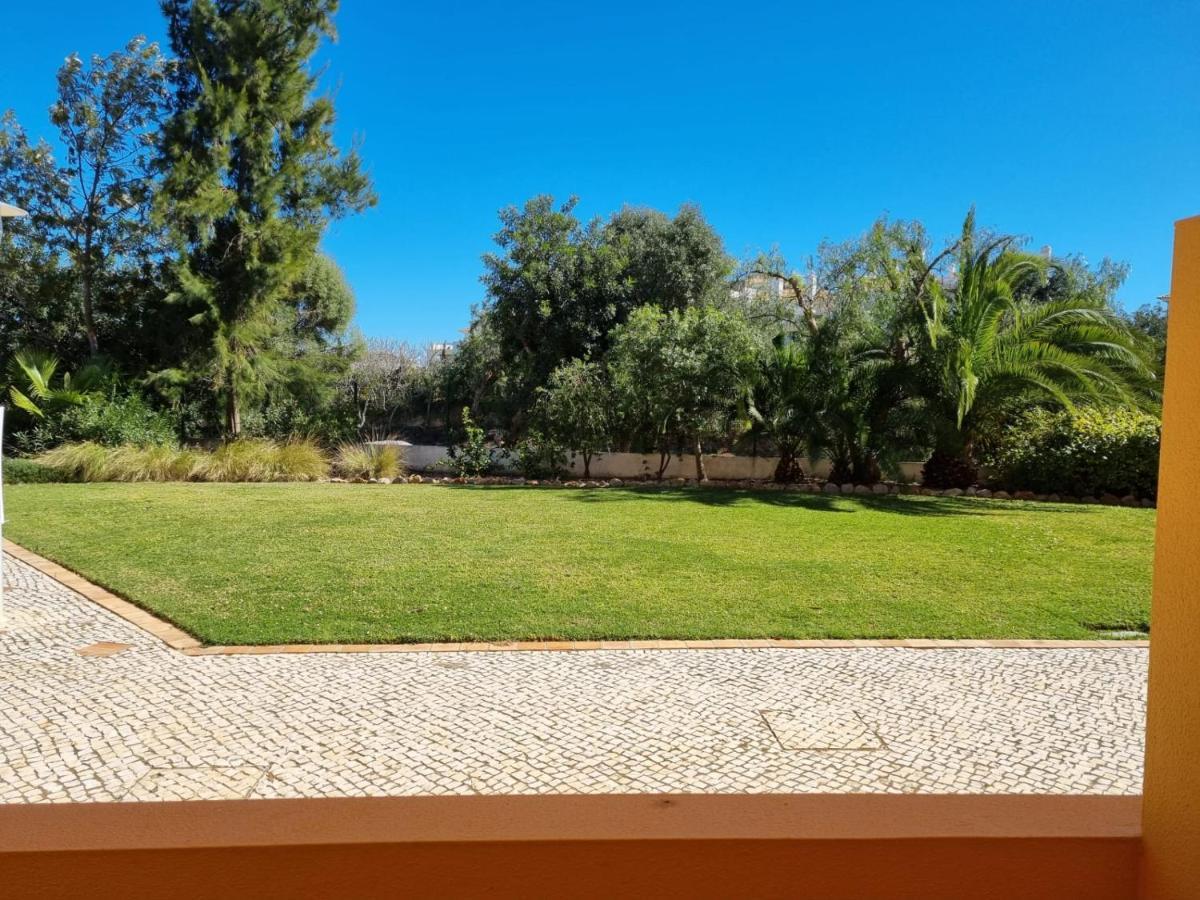 Conceição Marinho - 2 Bedroom 2 Bathroom Ground Floor Apartment With Communal Pool And Gardens מראה חיצוני תמונה